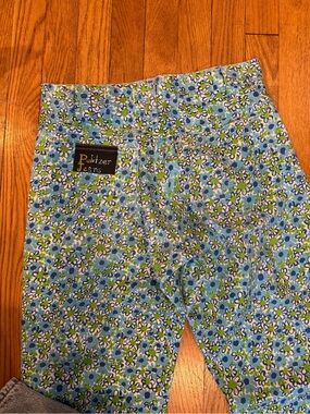 RARE Lilly Pulitzer Men’s Stuff Jeans blue/green floral print flare pants